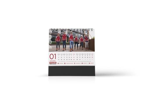 Desk-Calendar-Mockup-Totalindo-vol-2 (1)
